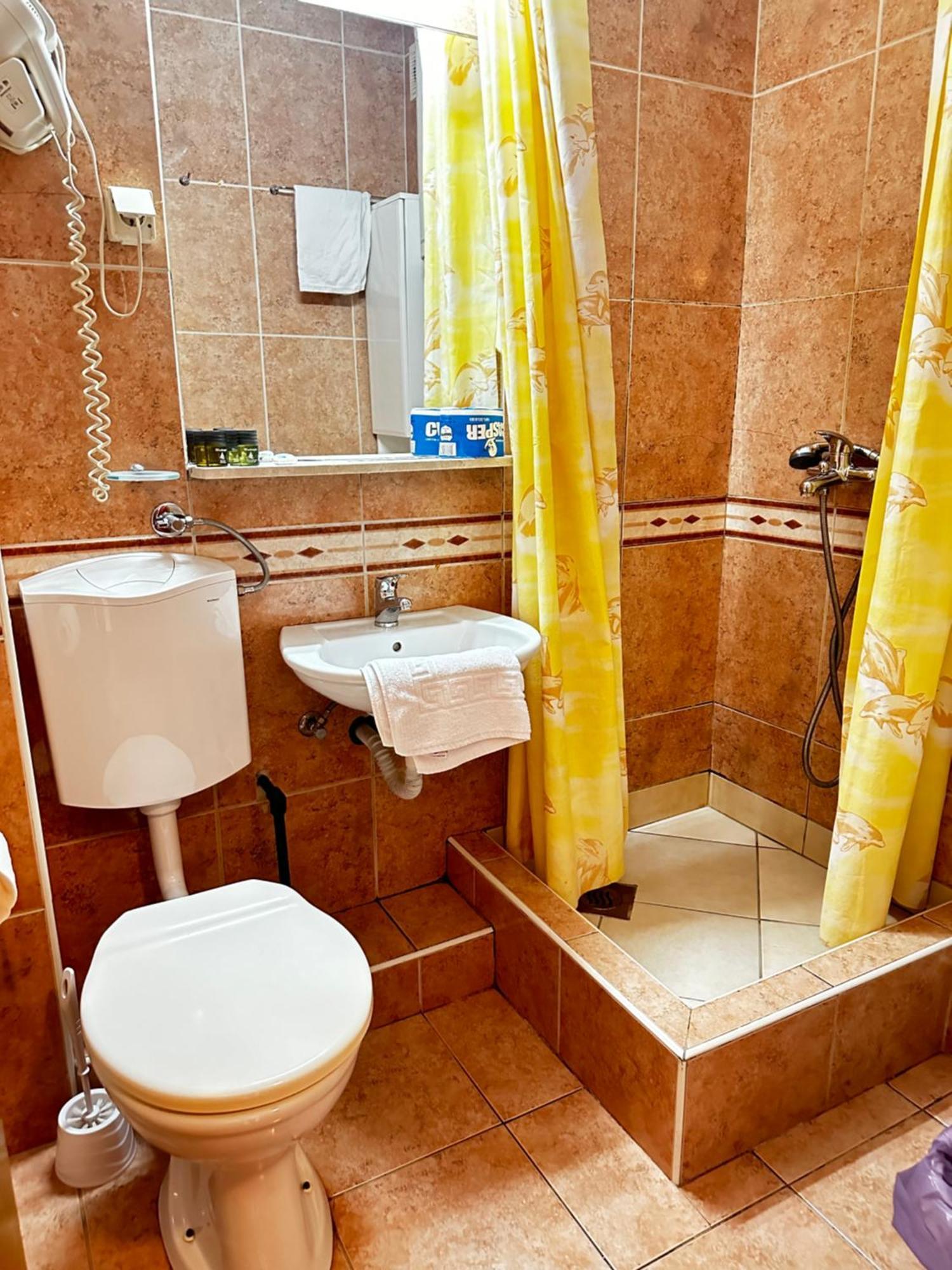 Central Hotel-Budva Zewnętrze zdjęcie