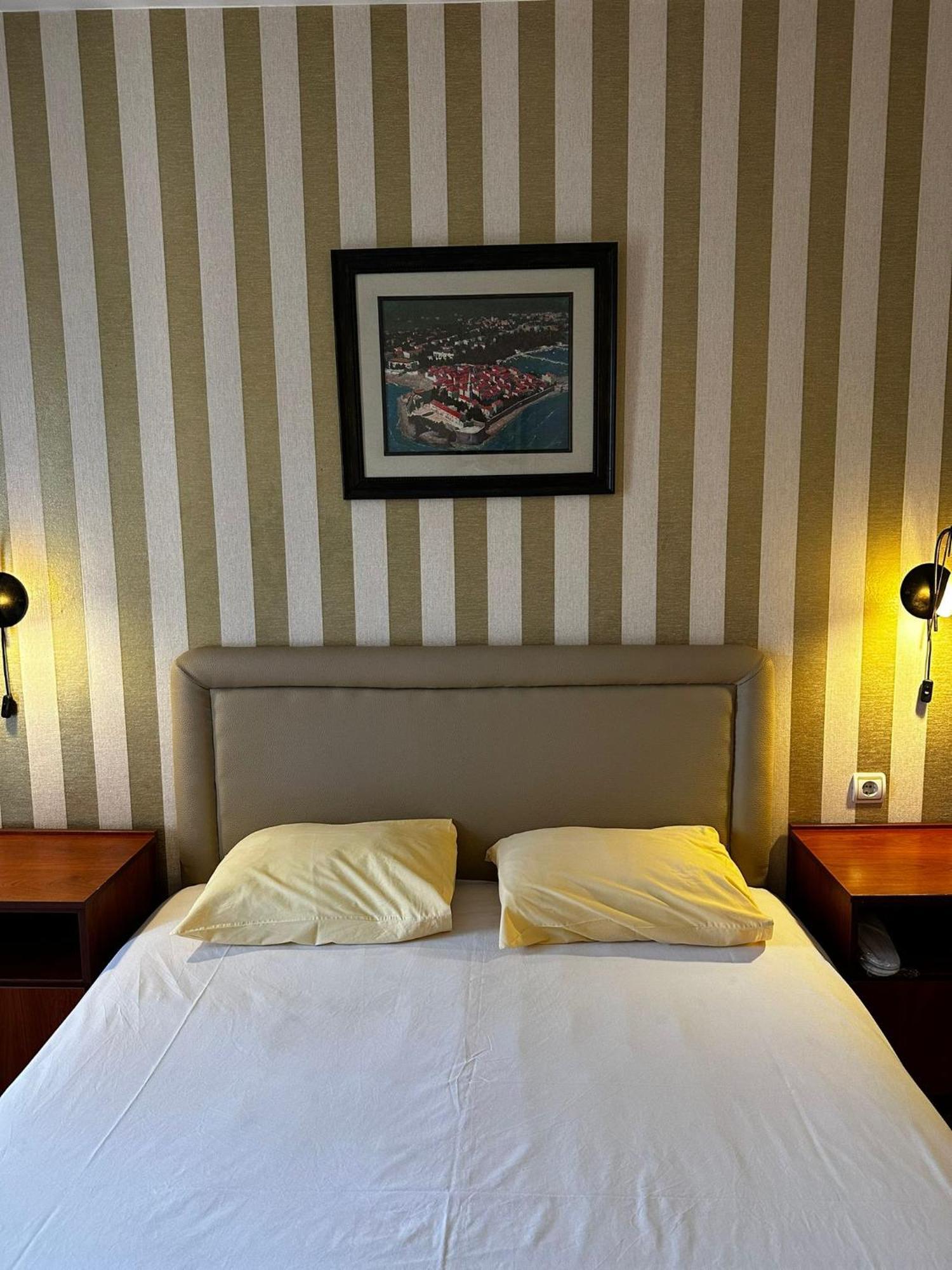 Central Hotel-Budva Zewnętrze zdjęcie